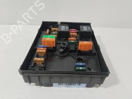 Zekeringkast VW CADDY III Box Body/MPV (2KA, 2KH, 2CA, 2CH) 2.0 SDI (70 hp) 28569602