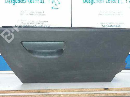 Used Glove box FIAT STILO (192_) 2.4 20V (192_XD1A, 192AXD12) (170 hp) 5237257