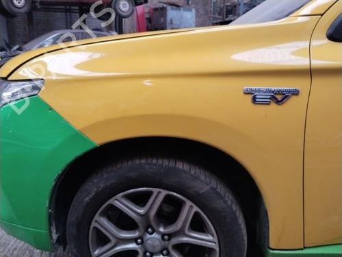 Used Left front fenders Left front fenders MITSUBISHI OUTLANDER III (GG_W, GF_W, ZJ, ZL, ZK) Plug-in Hybrid (GG2W) (200 hp) 33328987 33328987