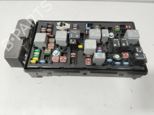 Used Fuse box Fuse box 37517341 37517341