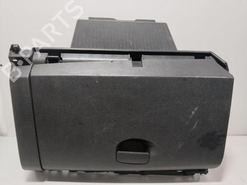 Used Glove box Glove box 37152345 37152345