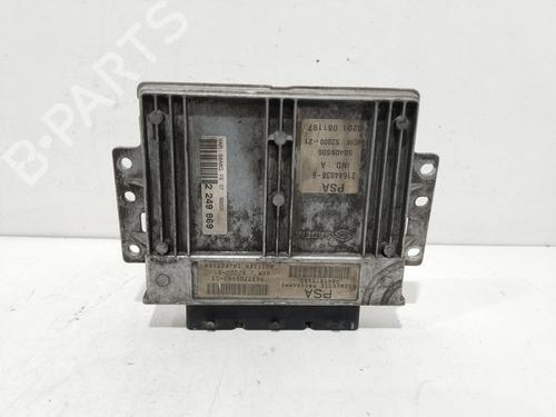 Used Engine control unit (ECU) CITROËN SAXO (S0, S1) 1.4 VTS (75 hp) 17542191