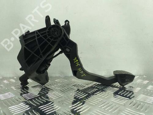 Used Clutch pedal Clutch pedal SEAT IBIZA IV ST (6J8, 6P8) [2010-2016] 8773033 8773033