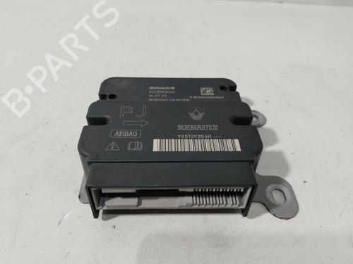 Used ECU airbags DACIA LODGY (JS_) 1.6 LPG (JSAV) (102 hp) 31048178