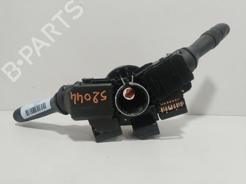 Spak kontakt TOYOTA YARIS (_P9_) 1.0 VVT-i (KSP90_, KSP90R) (69 hp) 27989376