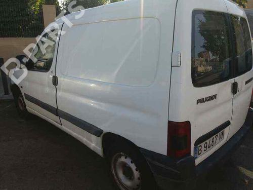 Front left lock PEUGEOT PARTNER Box Body/MPV (5_, G_)  | BP5200395C98 