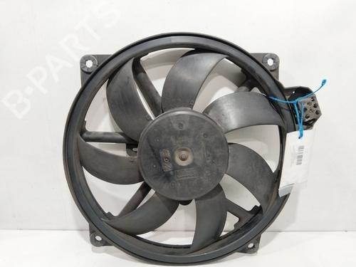 Used Radiator fan Radiator fan RENAULT MEGANE III Hatchback (BZ0/1_, B3_) 1.9 dCi (BZ0N, BZ0J) (131 hp) 17492214 17492214