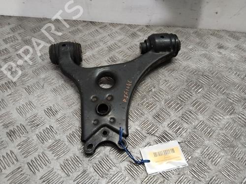 Venstre fortil bærearm MERCEDES-BENZ B-CLASS Sports Tourer (W245) B 200 CDI (245.208) (140 hp) 31696260