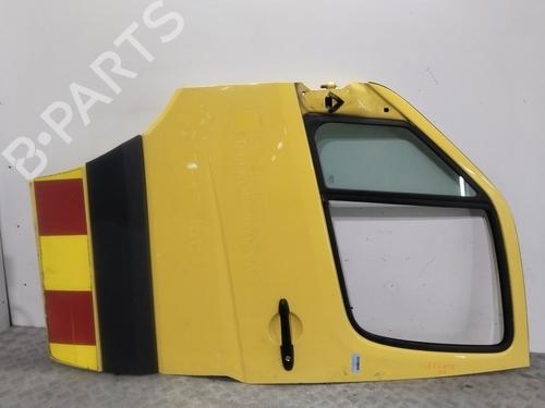 Puerta delantera izquierda MERCEDES-BENZ SPRINTER 3,5-t Van (B906) 313 CDI (906.631, 906.633, 906.635, 906.637) (129 hp) 31192973