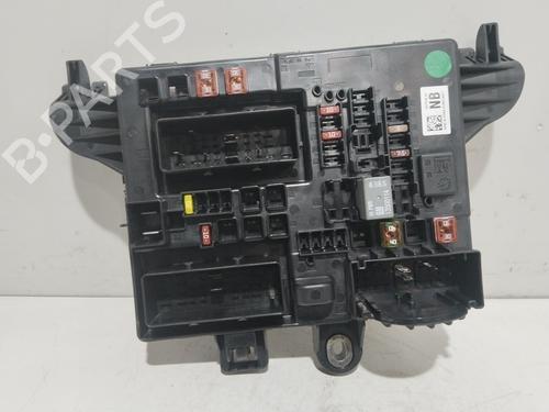 Used Fuse box Fuse box OPEL INSIGNIA A (G09) 2.0 CDTI (68) (131 hp) 21596738 21596738
