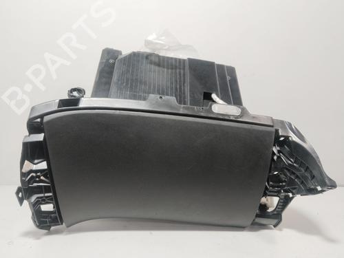 Used Glove box Glove box 38484491 38484491