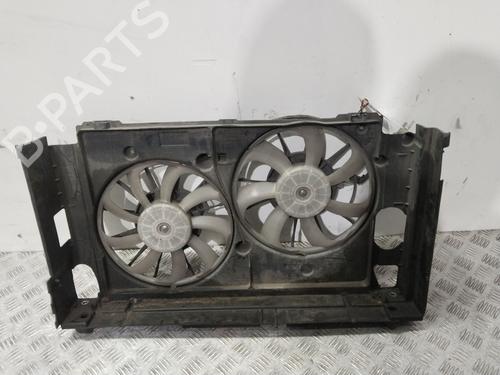 Used Radiator fan TOYOTA AURIS (_E15_) 1.8 Hybrid (ZWE150_, ZWE150R) (136 hp) 30528612