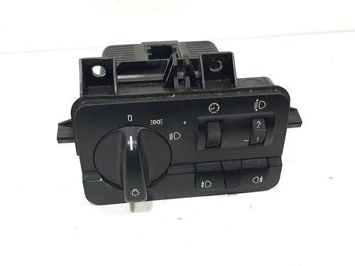 Used Headlight switch BMW 3 (E46) 320 d (136 hp) 8302577