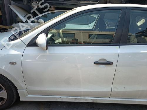 Used Left front door Left front door 38052686 38052686