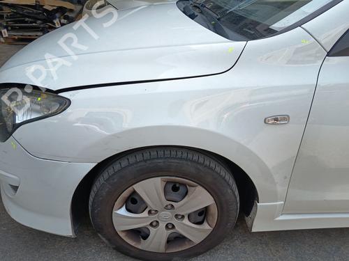 Used Left front fenders Left front fenders 38052219 38052219