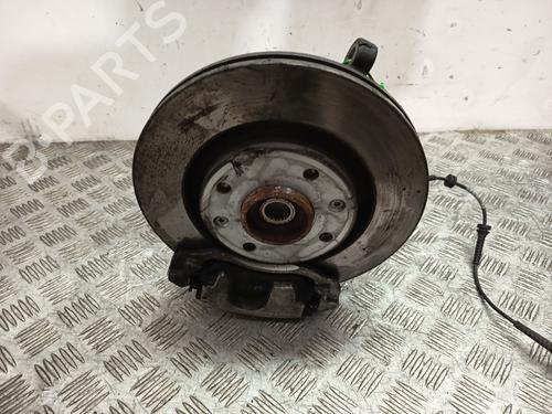 Used Right front steering knuckle Right front steering knuckle CITROËN C3 III (SX) 1.2 VTi 82 (82 hp) 32442817 32442817