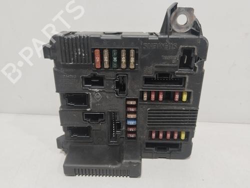 Used Fuse box RENAULT SCÉNIC II (JM0/1_) 1.6 (JM0C, JM0J, JM1B) (113 hp) 31998478