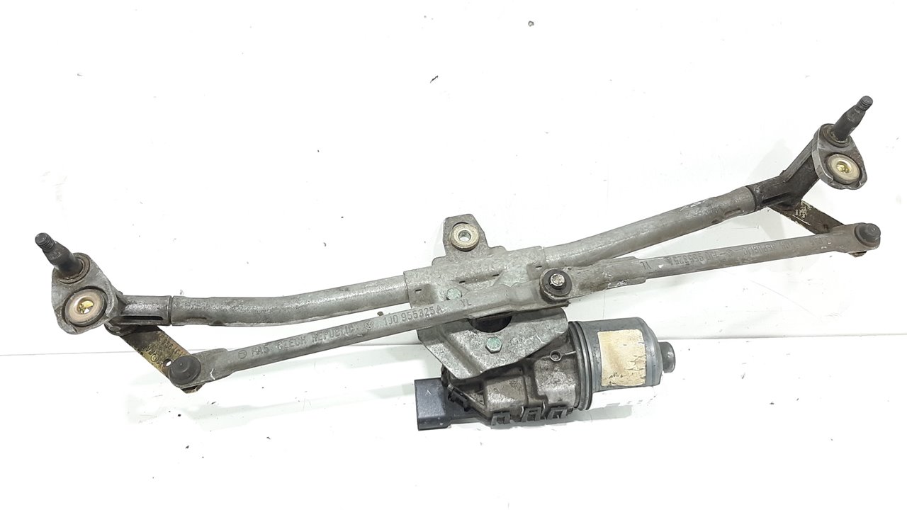 Front wiper motor AUDI A3 (8L1) 1.6 9052244 BParts