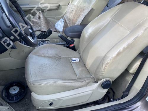 Left front fog light FORD FOCUS II Convertible 2.0 TDCi | BP24407307C30  - Image 8