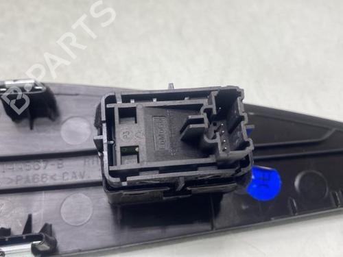 Used Right rear window switch Right rear window switch FORD MONDEO V Turnier (CF) 1.5 EcoBoost (160 hp) 19966693 19966693