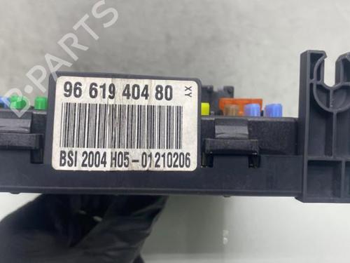 Used Fuse box CITROËN C4 Coupe (LA_) 1.6 HDi (109 hp) 19960786