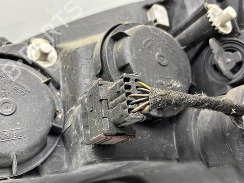 Right headlight OPEL COMBO Box Body/MPV 1.3 CDTI 16V | BP29939781C29