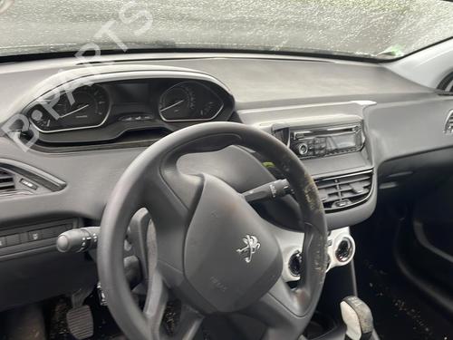 Engine control unit (ECU) PEUGEOT 208 I (CA_, CC_) 1.2 VTi 68 / PureTech 68 | BP19965614M57 