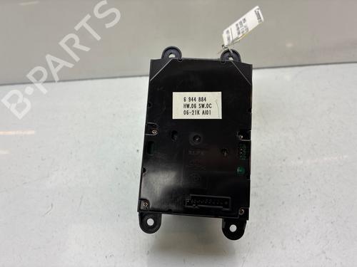 Switch BMW 5 (E60) 530 xi | BP35987661I30 - Image 3