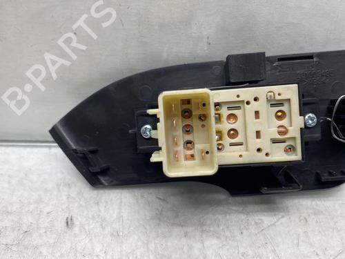Used Left rear window switch Left rear window switch CHEVROLET CAPTIVA (C100, C140) 2.2 D (163 hp) 19976075 19976075