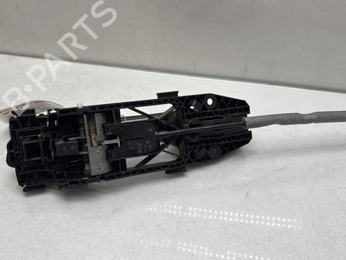 rear-right-exterior-door-handle-vw-golf-vii-5g1-bq1-be1-be2-2012-2013-2014-2015-2016-2017-2018-2019-2020-2021-32495663 main image
