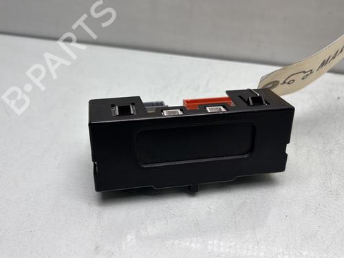 Used Display monitor RENAULT CLIO II (BB_, CB_) 1.2 (BB0A, BB0F, BB10, BB1K, BB28, BB2D, BB2H, CB0A,... (58 hp) 29507468