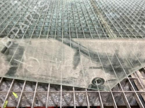 Used Front left door window Front left door window 19969767 19969767