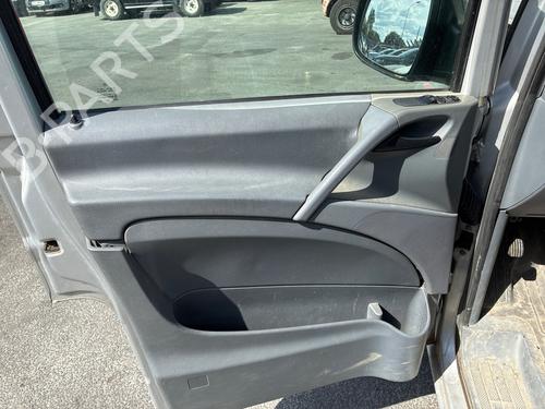 Left front window switch MERCEDES-BENZ VITO / MIXTO Van (W639) 115 CDI (639.601, 639.603, 639.605) | BP38296787I27 - Image 6