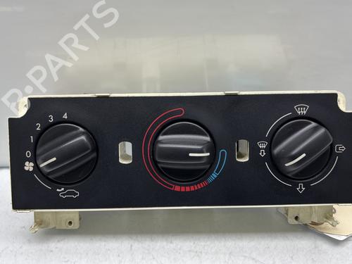 Used Climate control PEUGEOT 306 Hatchback (7A, 7C, N3, N5) 1.9 D (68 hp) 30307325