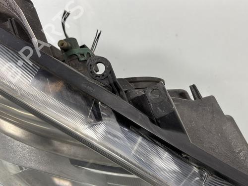 Right headlight RENAULT SCÉNIC II (JM0/1_) 1.5 dCi (JM1E, JM16) | BP29939287C29