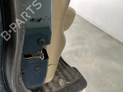 Used Left front door Left front door 24517106 24517106
