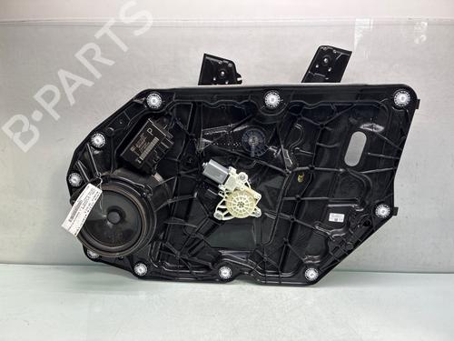 Rudehejsemekanisme Højre foran Rudehejsemekanisme Højre foran FORD FOCUS IV (HN) 1.0 EcoBoost mHEV Flex (125 hp) 39653383 39653383