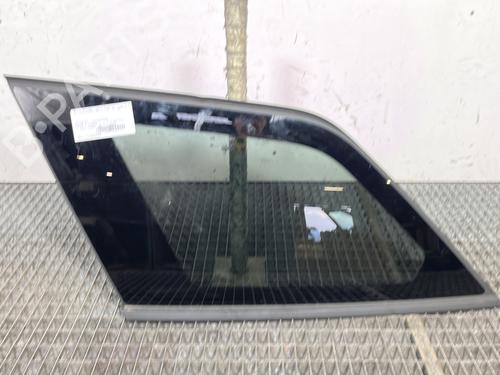 Dreieckscheibe links hinten für PEUGEOT 5008 II (MC_, MJ_, MR_, M4_) 1.2 THP (MRHNYH, MRHNYW, MRHNSJ, MRHNSU, MRHNSM) (131 hp) 31044785