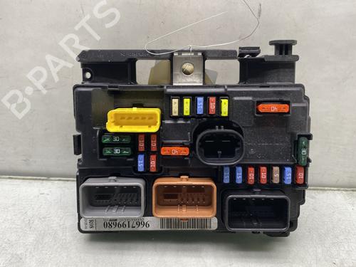 Used Fuse box CITROËN C3 II (SC_) 1.6 HDi (92 hp) 23764880
