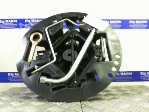 Used Jack Kit FIAT PUNTO (188_) 1.2 16V 80 (188.233, .235, .253, .255, .333, .353, .639,... (80 hp) 20006885