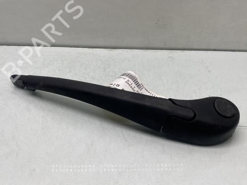 Used Rear windshield wiper arm RENAULT CLIO III (BR0/1, CR0/1) 1.5 dCi (BR17, CR17) (86 hp) 29841695