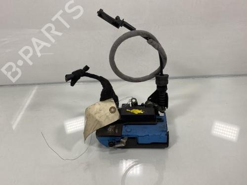 Used Front right lock VOLVO XC90 I (275) D5 AWD (185 hp) 20026827