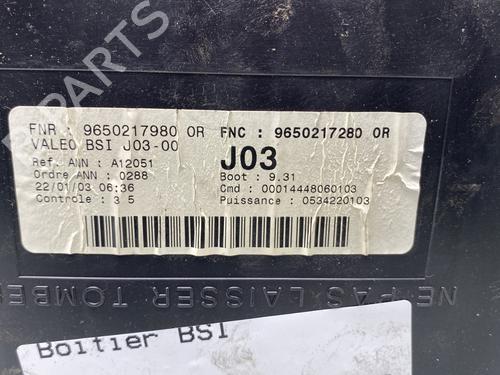 Used Fuse box Fuse box PEUGEOT 307 (3A/C) 2.0 HDi 90 (90 hp) 21373040 21373040