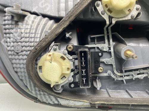 Right taillight TOYOTA YARIS (_P1_) 1.3 (SCP12_, SCP13_, SCP12R, SCP13R) | BP29525277C35 
