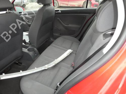 Front bumper reinforcement VW GOLF V (1K1)  | BP20013567C109 