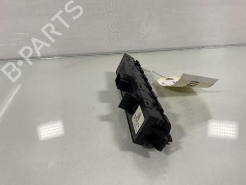 Used Warning switch Warning switch PEUGEOT 3008 I MPV (0U_) 1.6 HDi (109 hp) 21958897 21958897