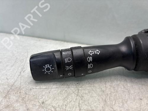 switch-kia-ceed-sportswagon-jd-2012-2013-2014-2015-2016-2017-2018-23891351 main image