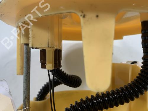 Used Fuel pump Fuel pump PEUGEOT 308 II (LB_, LP_, LW_, LH_, L3_) 1.6 HDi / BlueHDi 115 (115 hp) 31212599 31212599