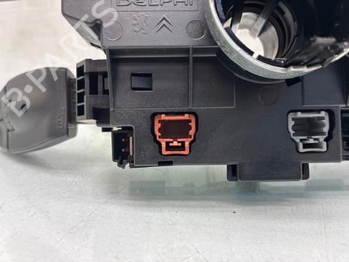 Used Steering column stalk Steering column stalk 37409668 37409668