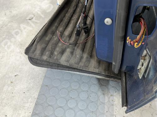 Left front door BMW 5 (E39) 520 d | BP29151254C2 